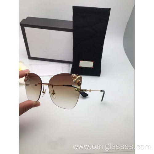 Classic Retro Oval Sunglasses For Female